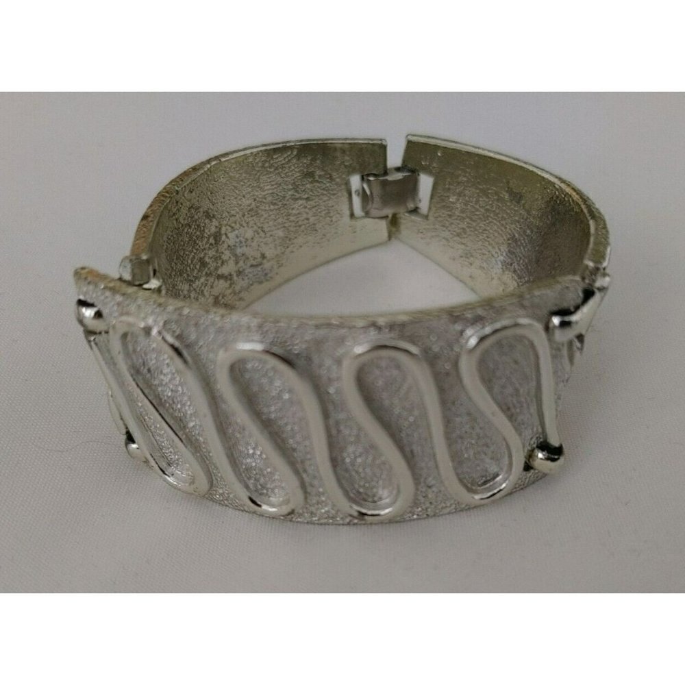 Vintage Sarah Coventry 3 Piece Silver Panel Bracelet Pendant/Pin Clip Earrings - Picture 4 of 8